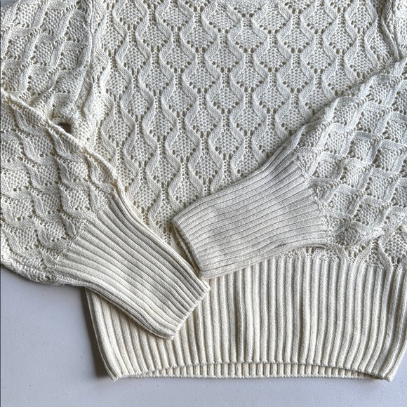 Cream Lace Pattern Knit Crew Neck Sweater - Picture 6 of 13